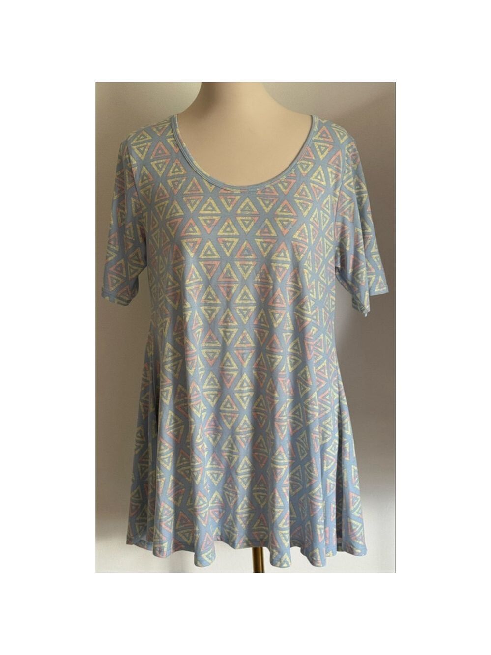Women's Lularoe T-Shirt Blue/Yellow Geometric Print Size M